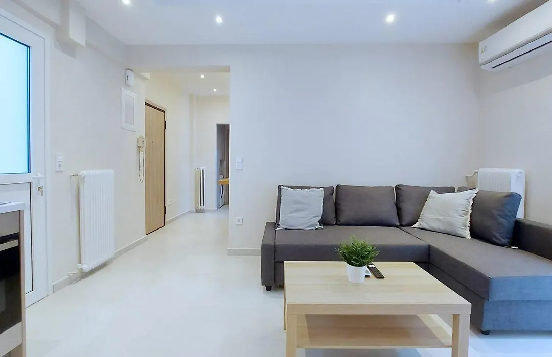 A Modern And Bright In Kolonaki Apartment *